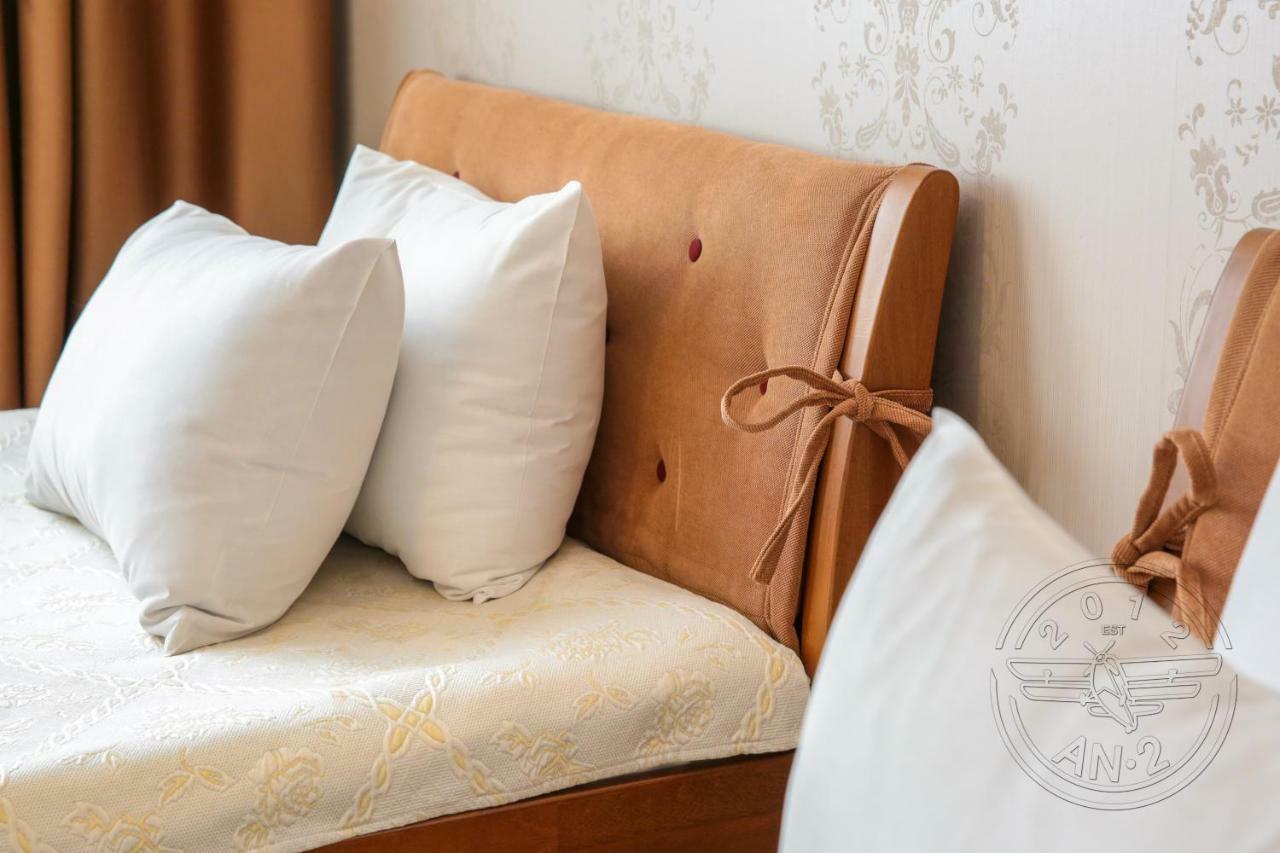 Antwo-Hotel Харков Екстериор снимка